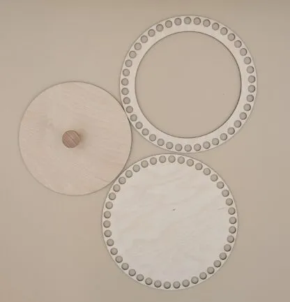 Wooden set for crocheted basket