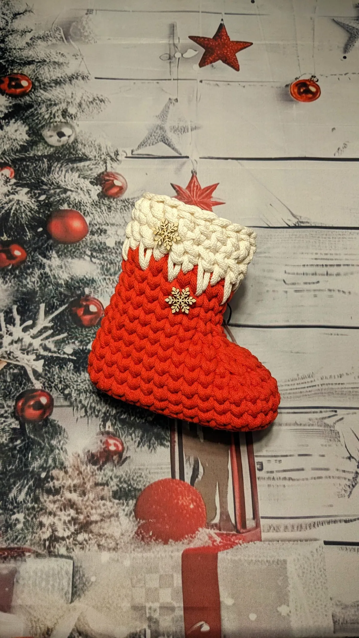 DIY set for a crocheted Christmas boot