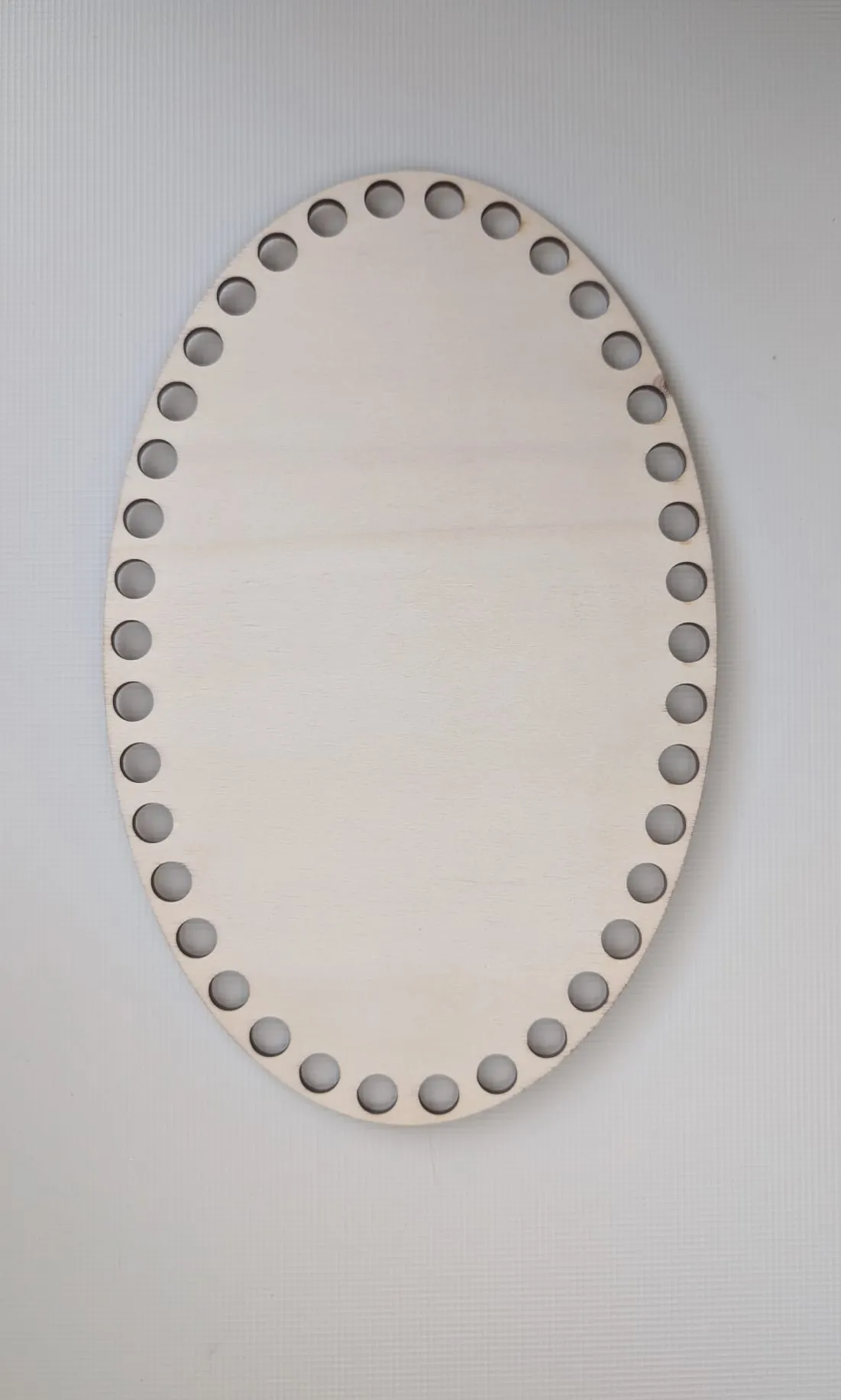 Oválne drevené dno – preglejkový základ 25 x 16 cm