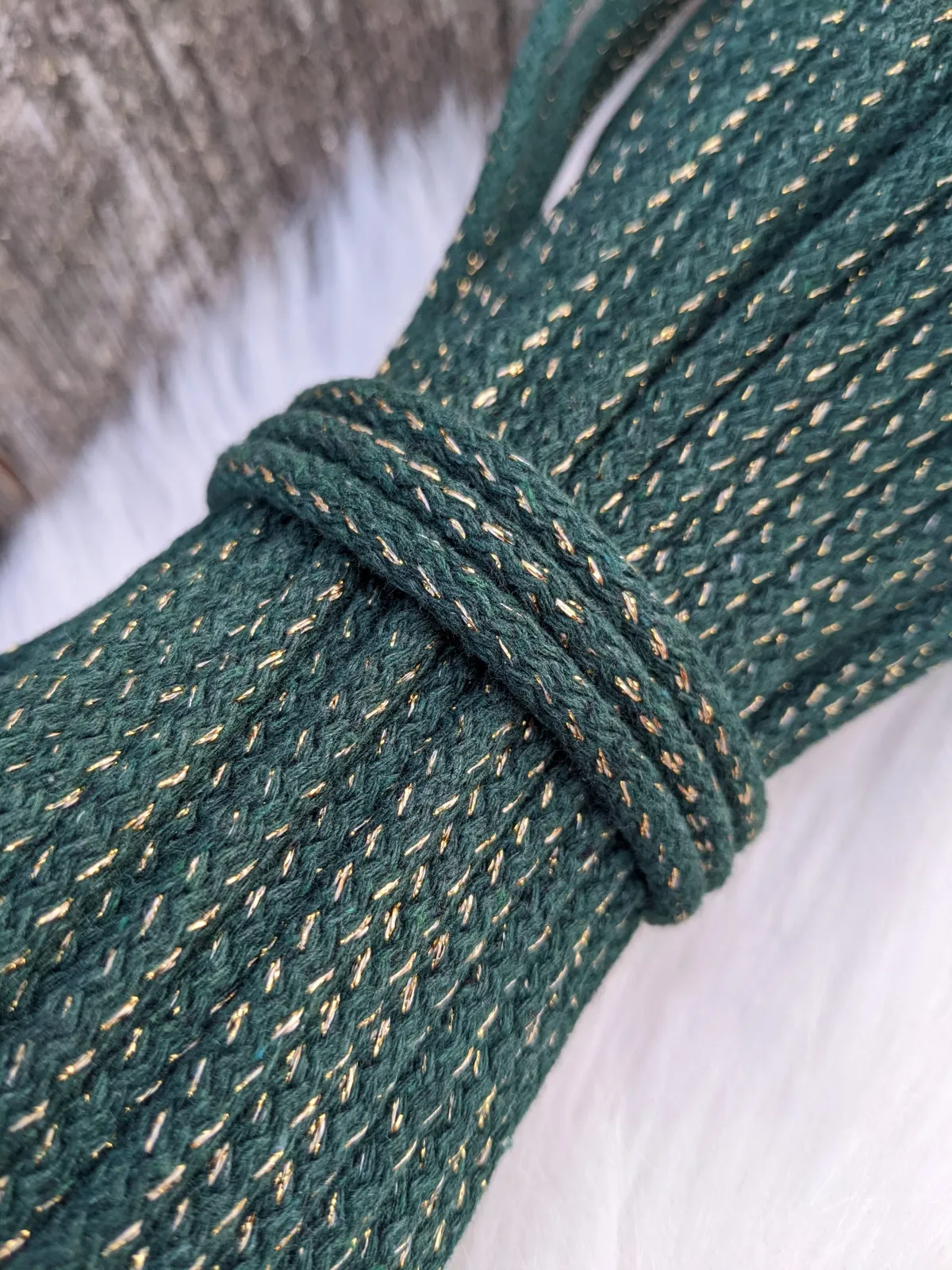 6mm cord for sewing (023) as Christmas Monstera