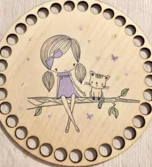 Wooden set for crocheted basket – Girl with kitten