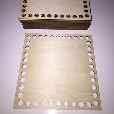Wooden basket bases – square