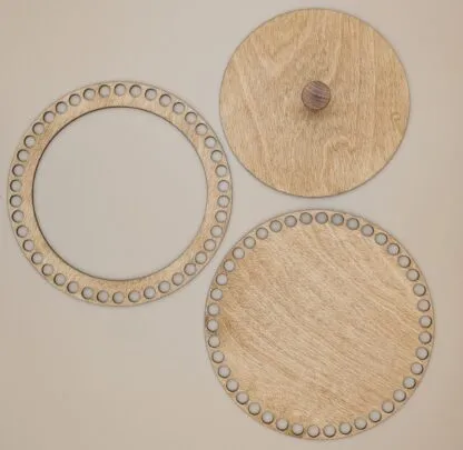 Wooden set for crocheted basket