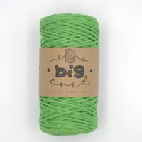 Macramé cord 1.5 mm in Pea (509)