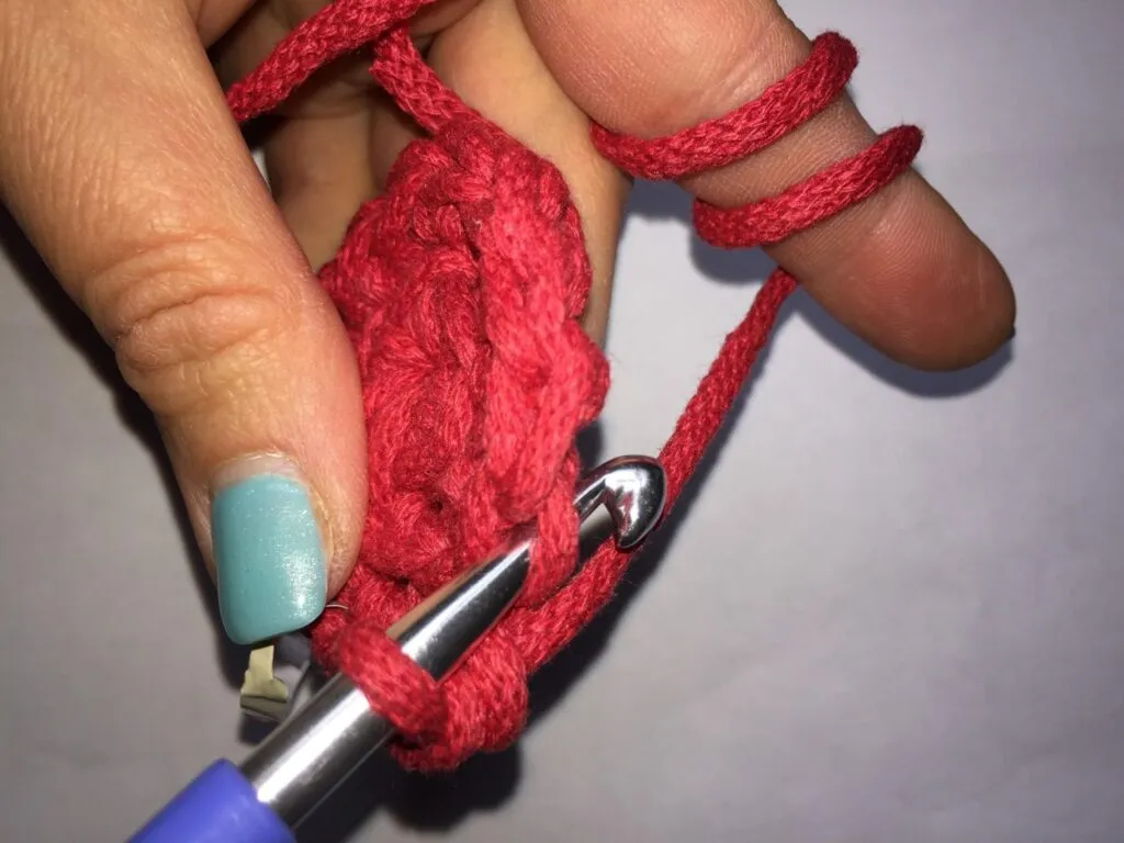 How to crochet a heart – 2
