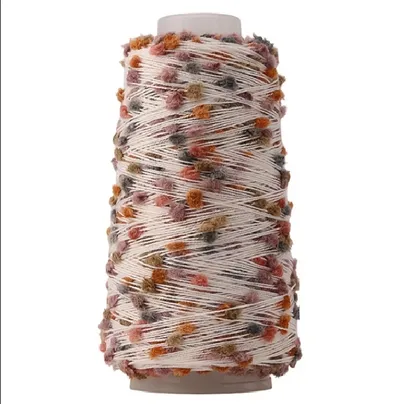 Decorative thread with pom-poms