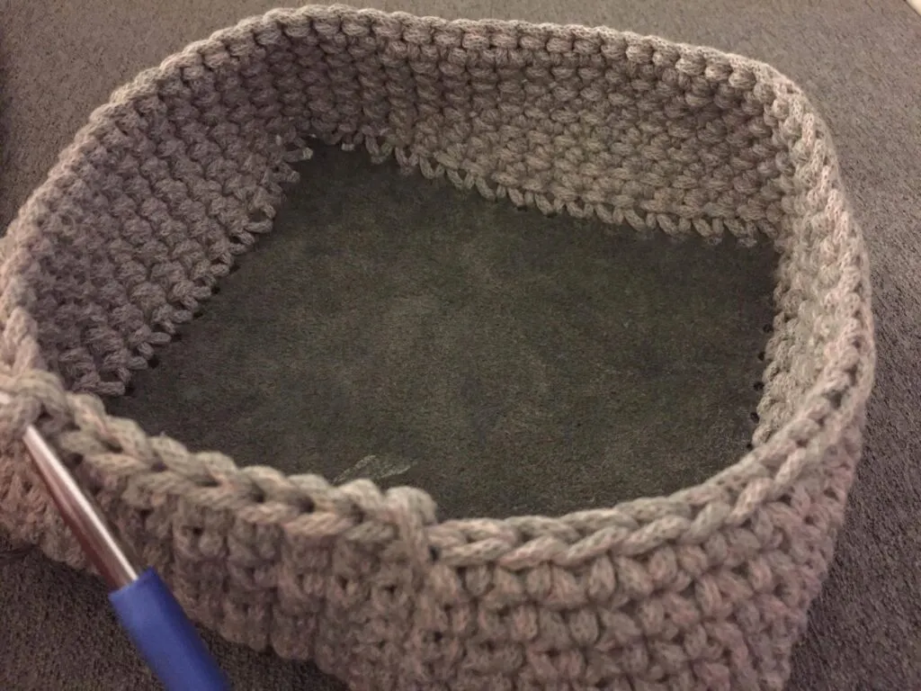 Crocheted Backpack with Leather Accessories – 8