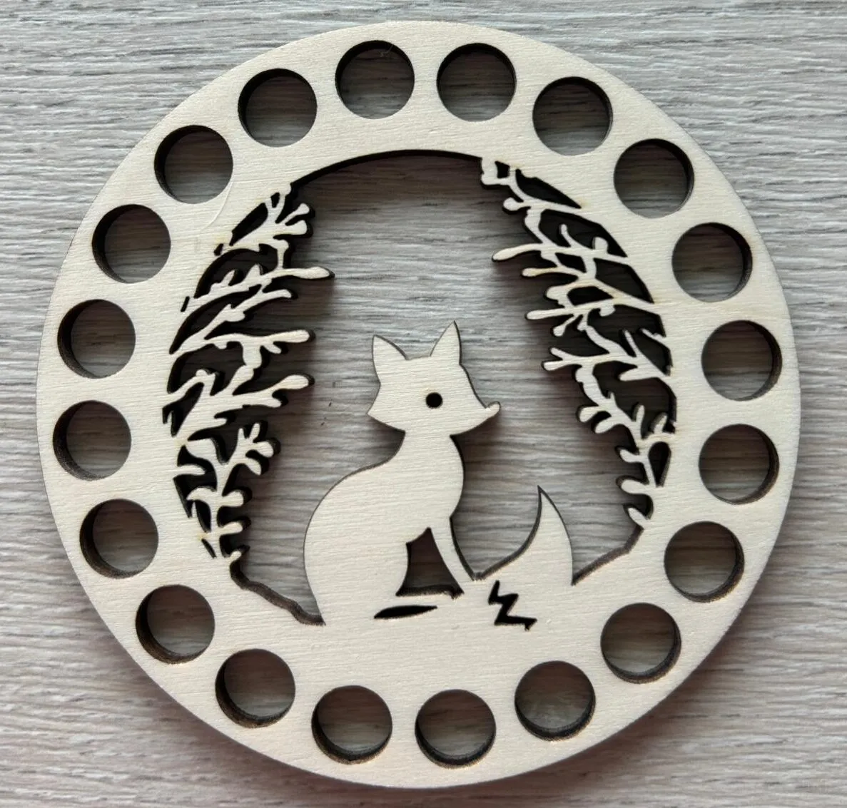 Drevený podstavec 10cm Líška