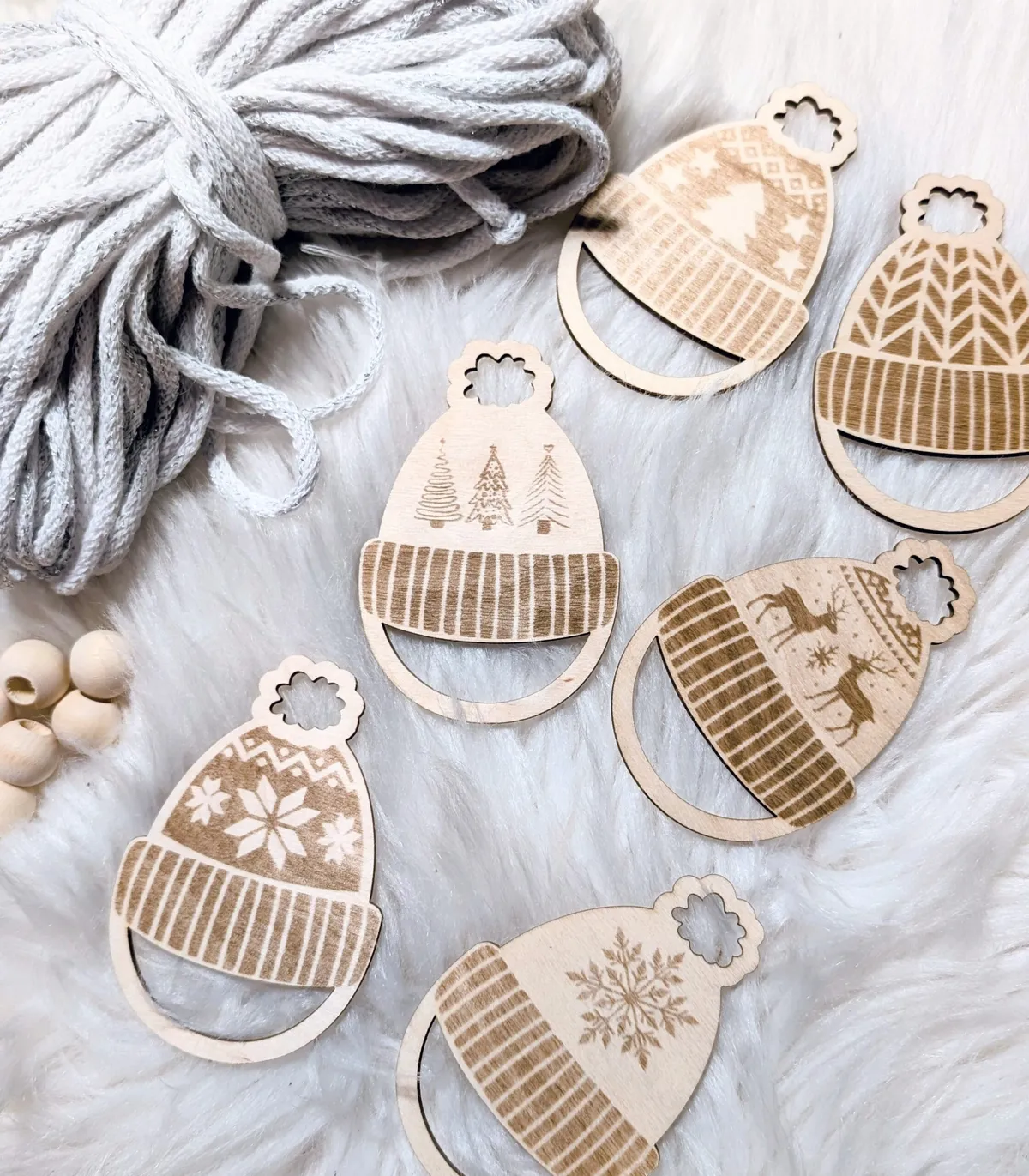 DIY set for making macramé Christmas gnomes – 6 pcs