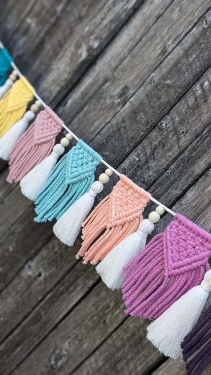 DIY set for making a macramé garland